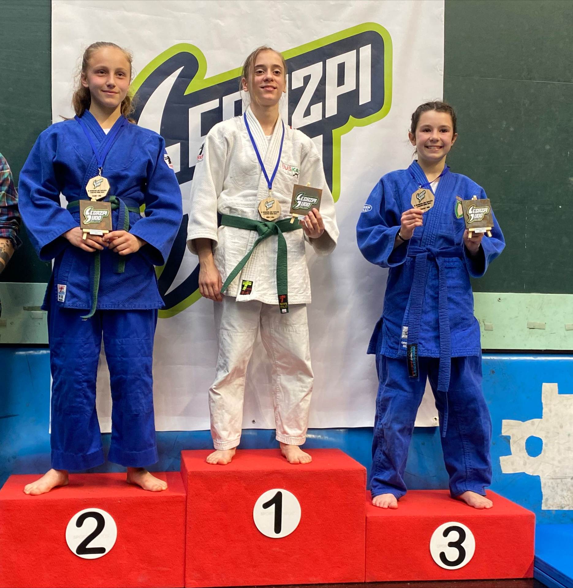 4 BRONCES y un 5&ordm; Puesto en el Torneo de Judo infantil de Legazpi. 16-03-24. FOTOS.
